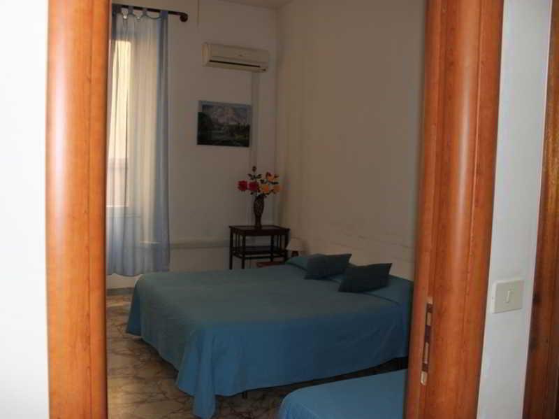 Ariosto B&B Рим Екстериор снимка